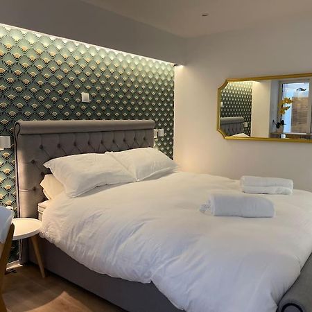 Hideaway Boutique Apartment Атина Екстериор снимка