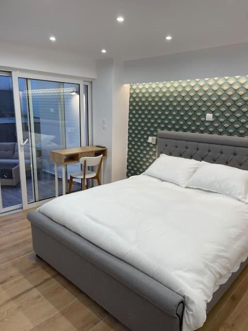 Hideaway Boutique Apartment Атина Екстериор снимка